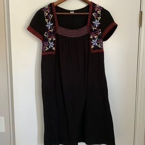 Old navy linen dress.